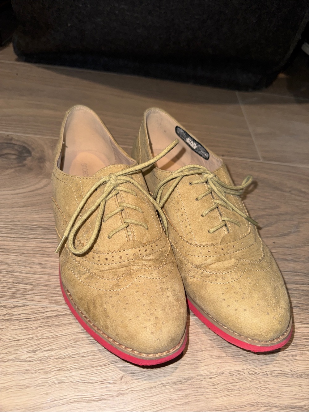 Shoe Dazzle Mustard Suede Wingtip Oxfords with Pink Sole